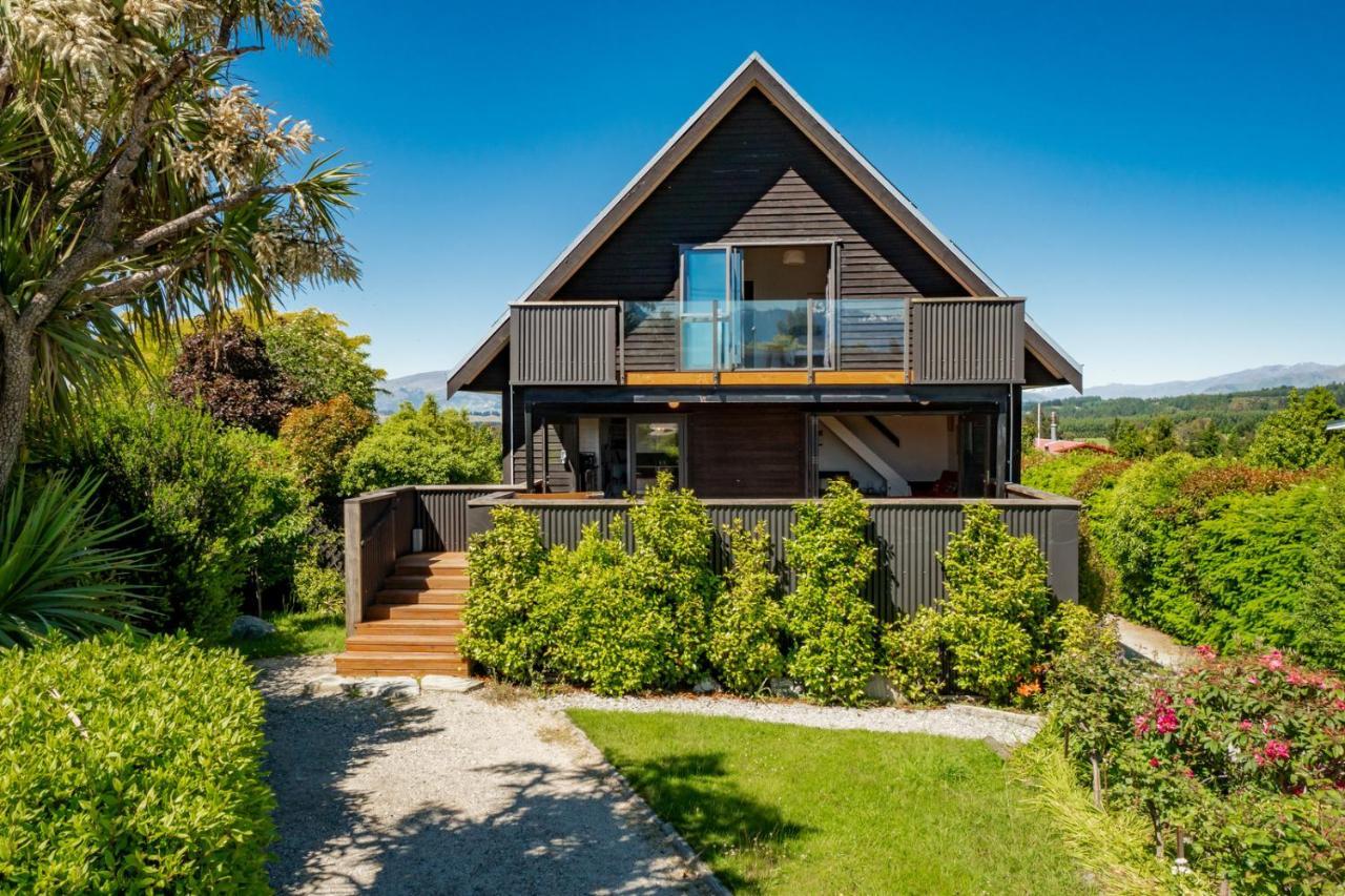 Views On Parry - Lake Hawea Holiday Home Extérieur photo